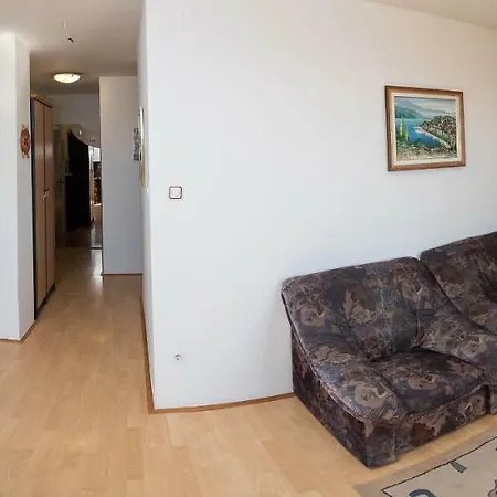 Apartment Ruzica *